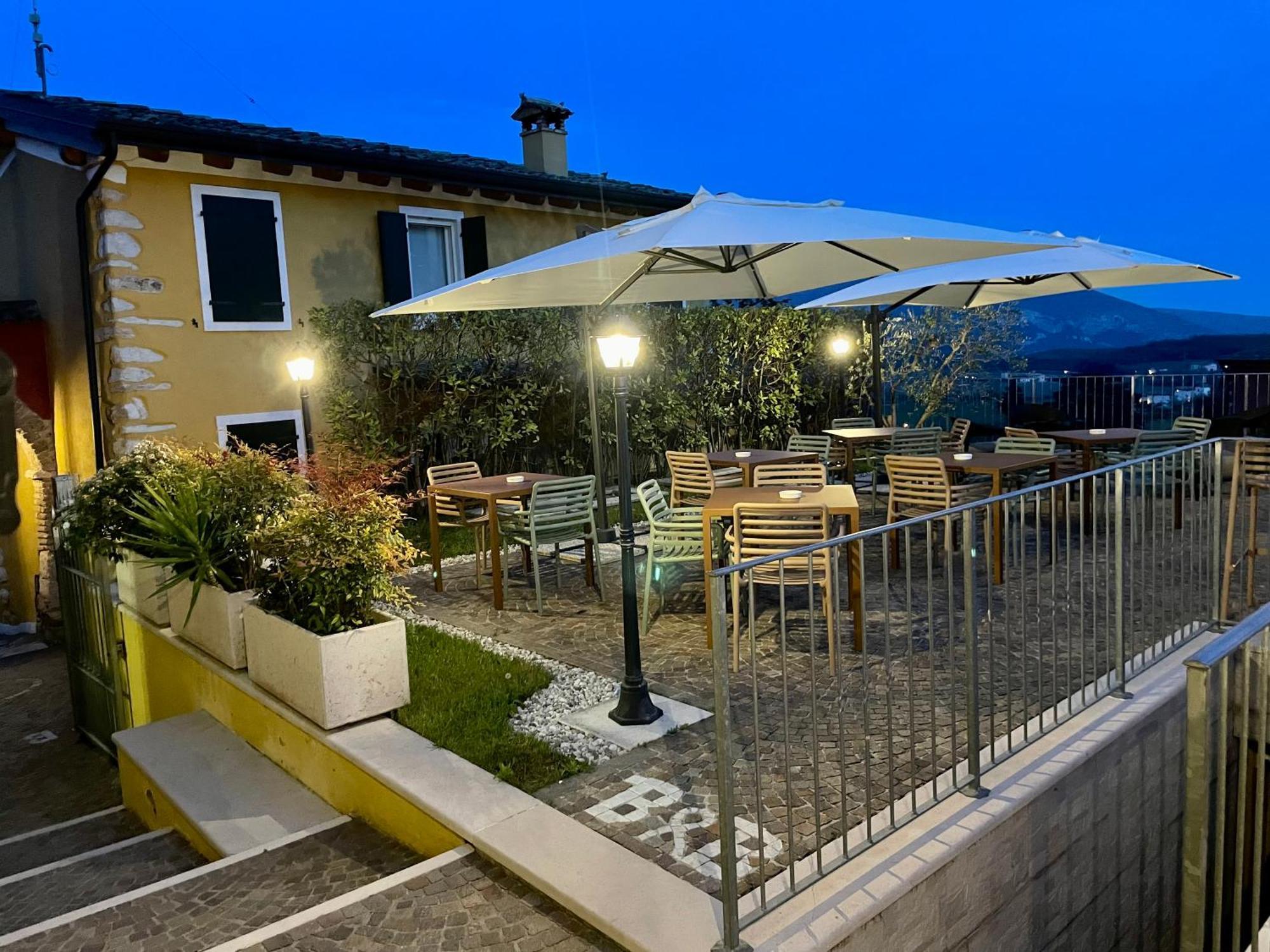 Relais Fontana Rosa B&B Wellness Caprino Veronese Luaran gambar